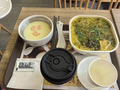 酸菜米线-魏家凉皮(大雁塔南广场餐厅)