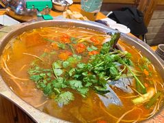 -老凯俚酸汤鱼(鸿通城店)