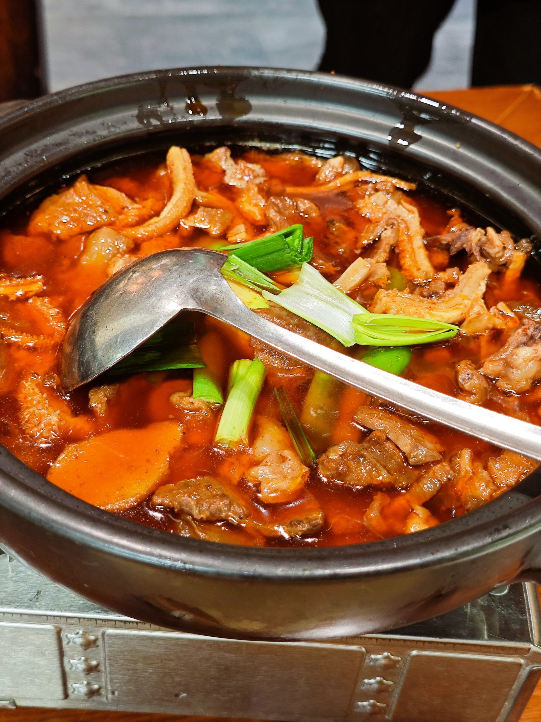 又来吃公安牛杂了