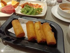 -海底捞火锅(新松江路生日主题店)