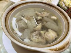 椰青竹笙煲鸡-长江国际酒店-中餐厅