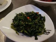 -龙巢盱眙龙虾·牛蛙·烧烤宵夜(八卦岭店)