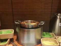 -独食火锅·半米屋台(直营总店)