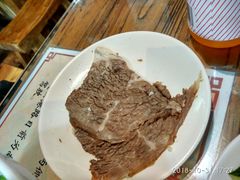 -陇上全荟兰州传统牛肉面(延吉路店)