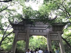 -灵岩山风景区