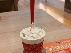 朗姆葡萄华夫脆-DQ·蛋糕·冰淇淋(奥林匹克广场店)