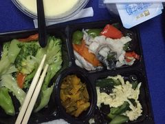 -乡土黄·鲜牛肉火锅·小龙虾(兴业街店)