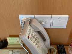 -维也纳酒店(广州南站汉溪长隆地铁站景区店)