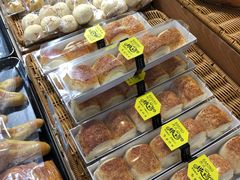 -顶东面包花园·生日蛋糕(世博店)