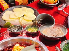 -谭鸭血老火锅·匠心(环球港旗舰店)