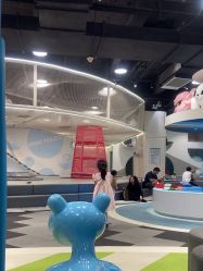 -MINI MARS KIDS CLUB亲子家庭中心(长宁天山店)