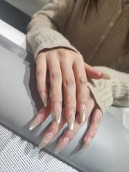 -丽心自助美甲美睫