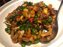 紫苏香辣牛蛙-凤凰湘语·湘粤鲜融(浦东旗舰店)