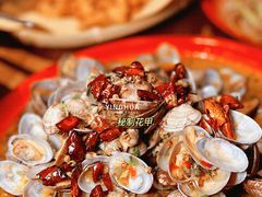 秘制花甲-半步颠小酒馆(繁花中心)
