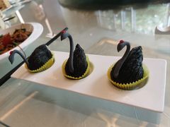板栗天鹅酥-南宁荔园维景国际酒店·荔园中餐厅