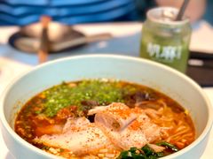 小锅米线-胡麻(静安嘉里店)