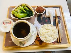 -蚝美人·生蚝海鲜烧烤(茶花园店)