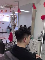 -米娜护肤造型