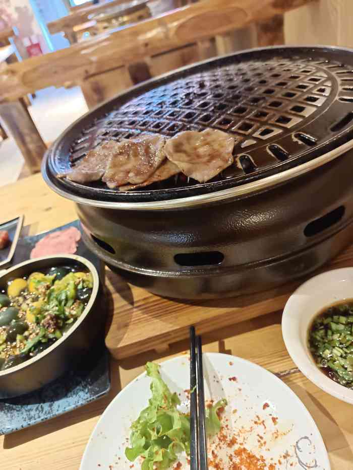 屋塔房朝鲜族烤肉-"周末休息正好跟朋友一起来尝鲜,家门口新开.