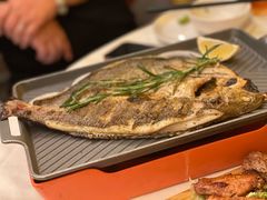 罗布泊烤鱼-耶里夏丽·丝路新疆菜·清真食品(徐汇南丹东路臻选店)