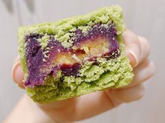 流心小方(抹茶紫薯奶黄流心)-陶陶居饼家(惠福东路店)