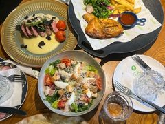-JINNS锦时 steak&pizza(浸信会礼拜堂旧址店)