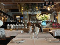 -火车头法国西餐厅