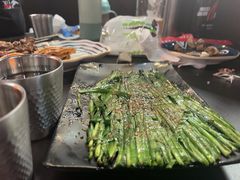 -许哥东北烧烤·铁丳烤串·宫后夹肉(繁花中心店)