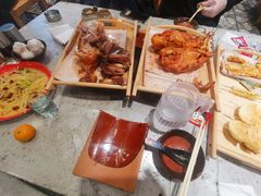 -破瓦寒窑·地摊烤羊排