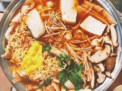 部队火锅-富乐满韩国正宗炸鸡韩国料理(虹泉路店)