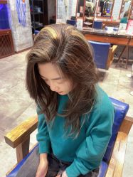 点击看大图 -T.1 hair salon烫染接发