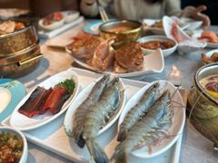 -雍容荟帝王蟹活龙虾展台自助(IFS黑金店)