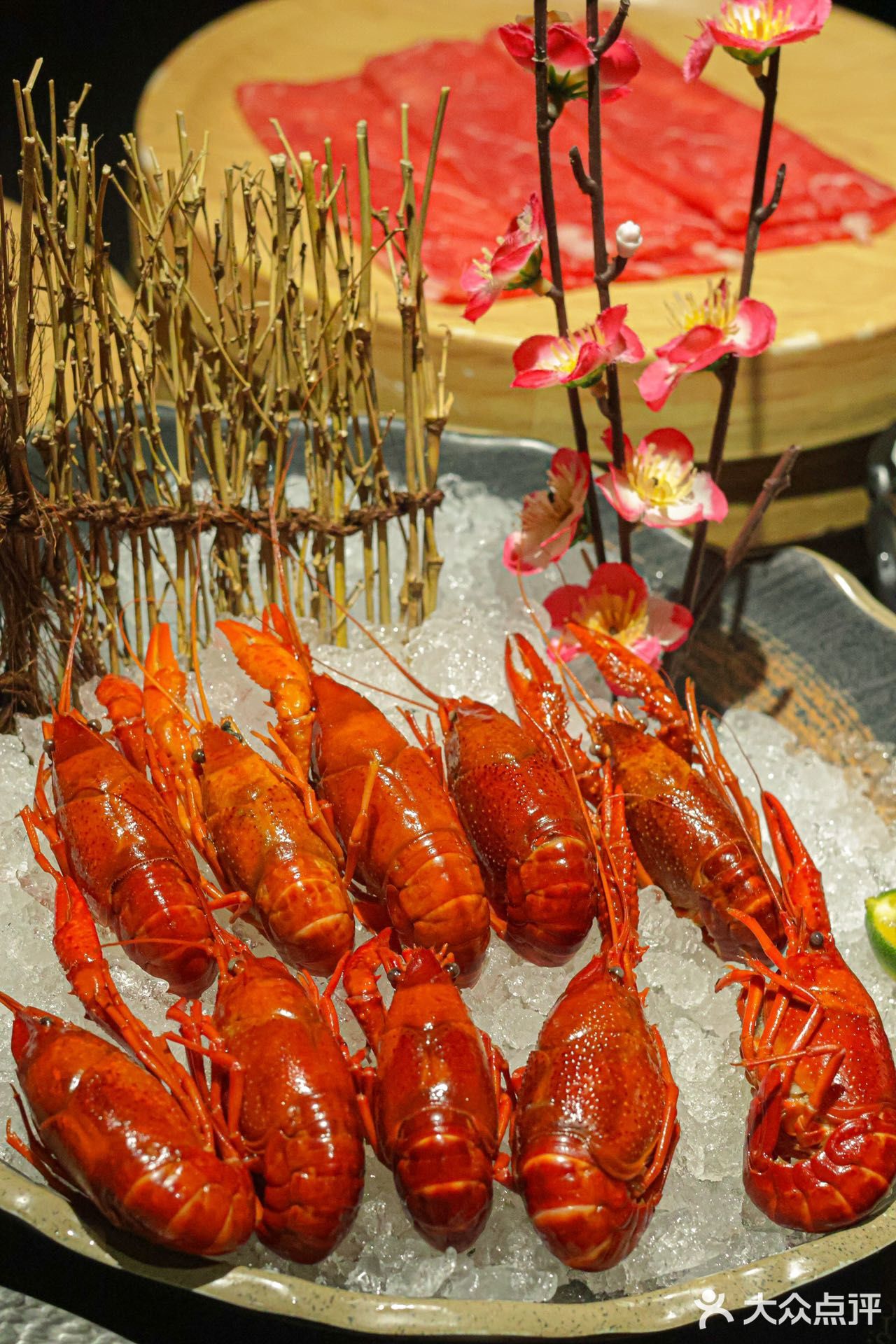 🙋🏻‍♀️今年第一顿小龙虾热卤🦞就在降霜牛~