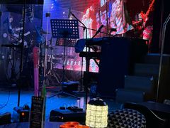 -INLOVE Live House