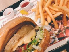 -The Habit Burger Grill 哈比特汉堡(复兴soho店)
