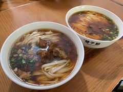 -矮子粉店1985·长沙米粉(湘春路店)