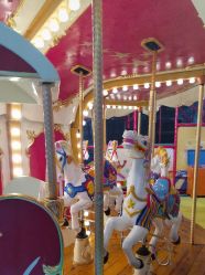 -趣玩空间蹦床乐园(临平旗舰店)