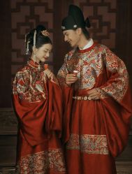 -上花轿婚纱摄影