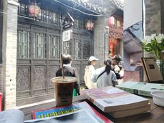 -铁炉咖啡(河下古镇店)