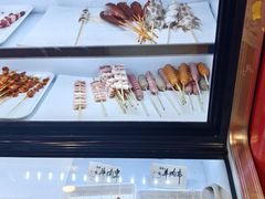 -哈尔滨小酒馆·鲜肉现穿自助烧烤(康新花园店)
