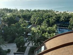 -三亚湾海居铂尔曼度假酒店