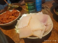 -四小区火锅·巷子里的重庆火锅(花照壁店)