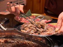 -韩烧牛中牛·甄选黑牛烤肉(黑金店)