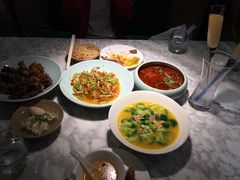 -雀蓝川菜(奥体广场店)