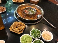 -九尺赵老四鲜鹅肠火锅