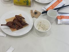 -金时代顺风大酒店(临港百联店)