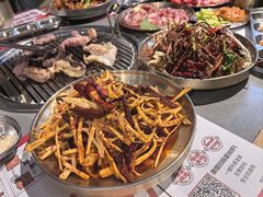 -金龙烧烤·牛肉面(西塔店)