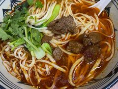 碗比脸大牛肉面-陕九门老碗面(人民路店)