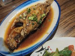 -缘来聚·徽菜名店(黄山宏村店)