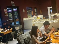 大堂-苹果树下艺术餐厅(宋庄店)